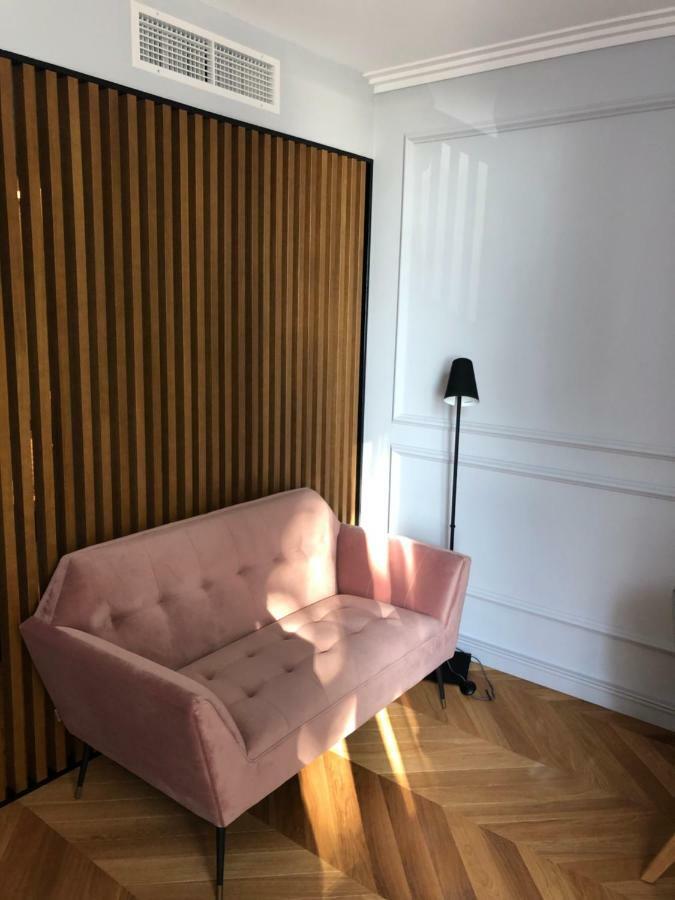 Muse Luxury Rooms Zara Esterno foto